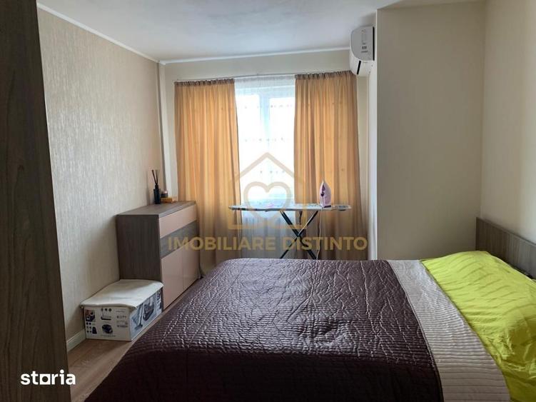 Apartament cu 3 camere în Traian