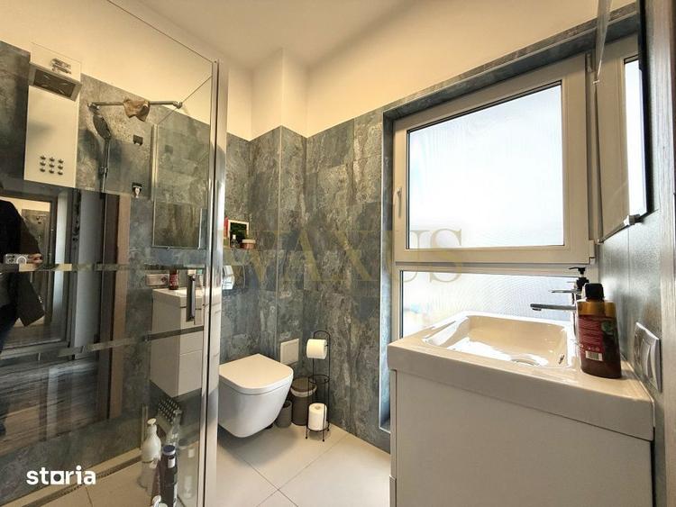 Casă cu 4 camere semidecomandat cu Canalizare în Gilău