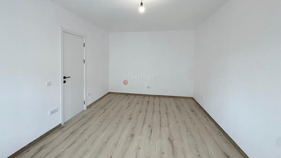 Apartament cu 2 camere în Tractorul