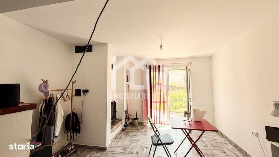 Casă cu 3 camere în Jucu