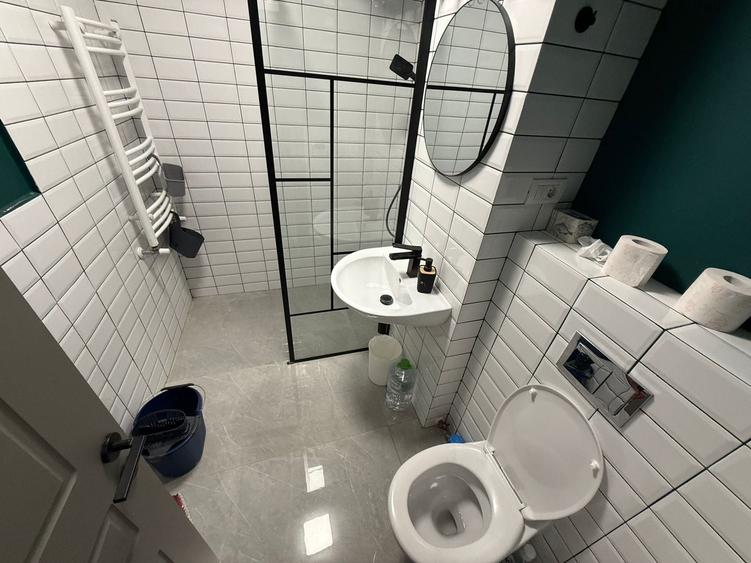 Apartament cu 2 camere decomandat, mobilat în Capitol