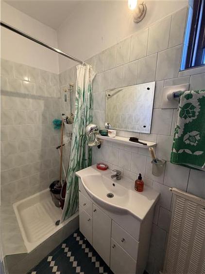 Casă cu 5 camere cu Teren 189 Mp în Bucureștii Noi