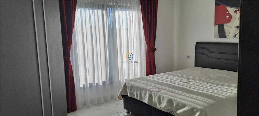 Casă individuală cu 5 camere cu Teren 700 Mp în Lăbușești