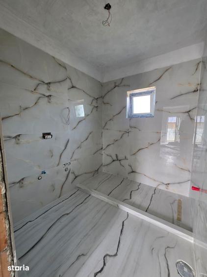 Casă cu 4 camere cu Teren 380 Mp în Hemeiuș