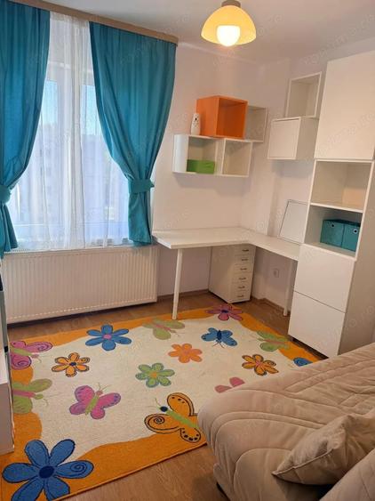 Apartament cu 4 camere decomandat în Tudor