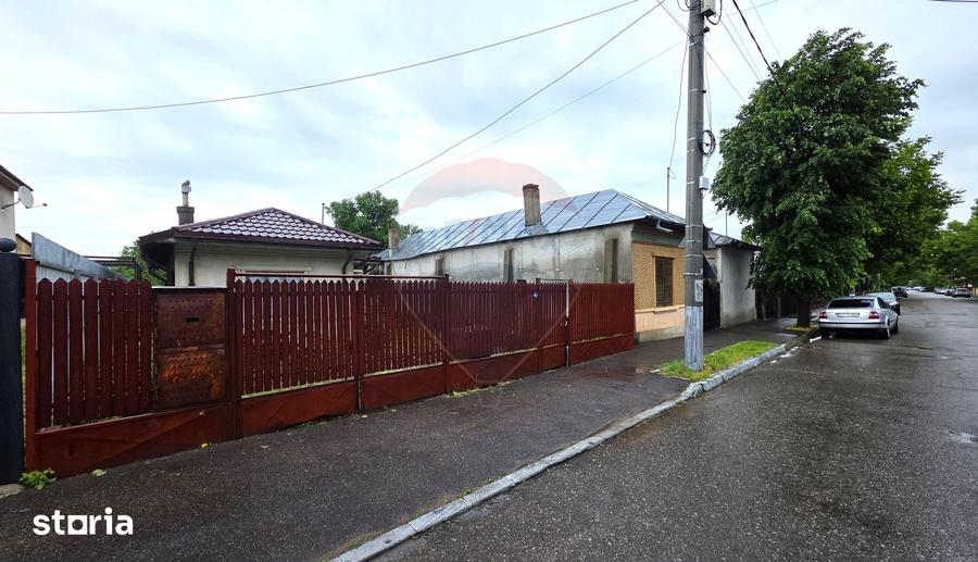 Casă cu 3 camere cu Teren 546 Mp în Central