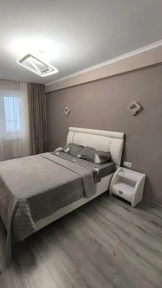Apartament cu 3 camere decomandat în Brâncoveanu