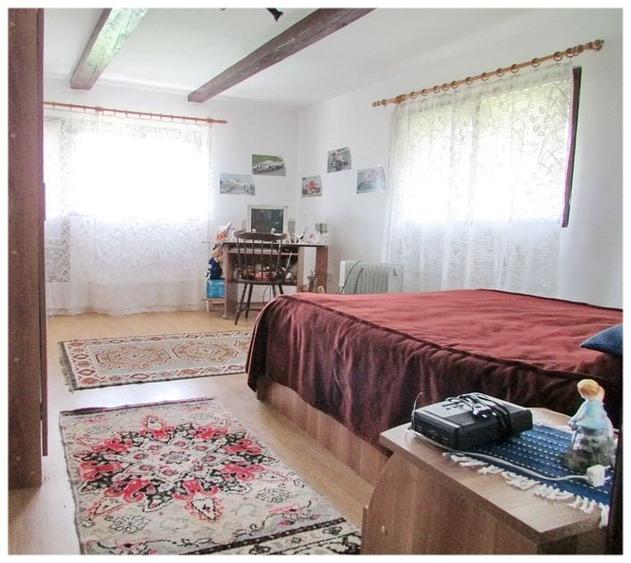 Casă individuală cu 5 camere cu Canalizare în Vlădeni