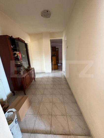 Casă individuală cu 7 camere cu Canalizare în Exterior Vest