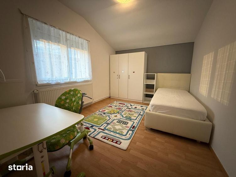 Casă cu 4 camere cu Teren 100 Mp în Florești