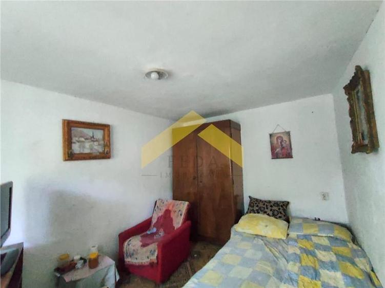 Casă individuală cu 2 camere cu Teren 600 Mp în Bodrogu Vechi