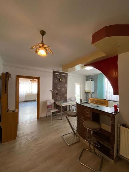 Apartament cu 2 camere decomandat în Dărmănești