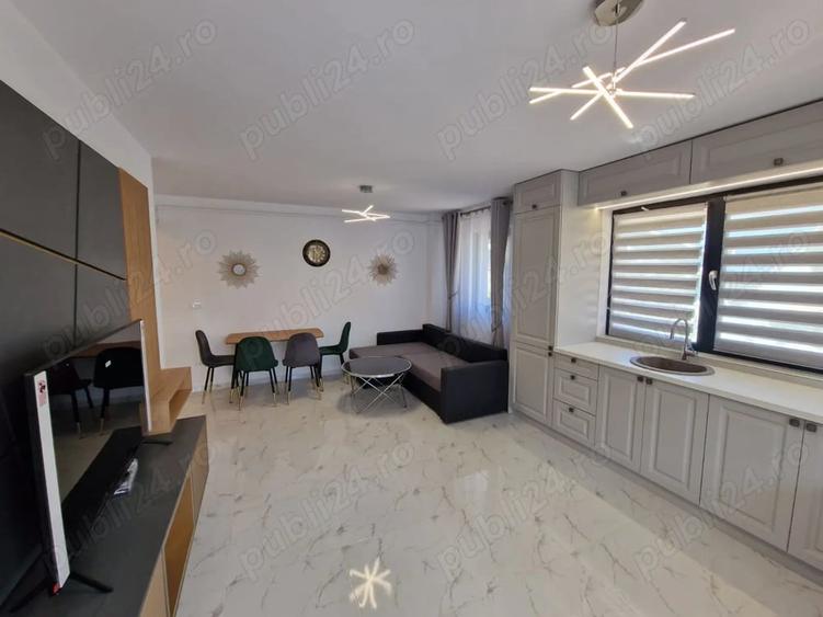 Apartament cu 3 camere decomandat în Tomești