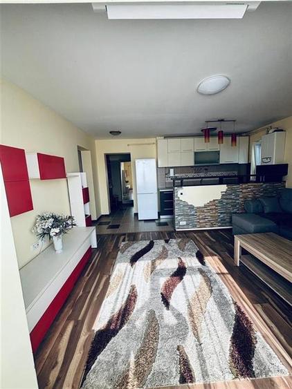 Apartament cu 3 camere decomandat, mobilat în Păcurari