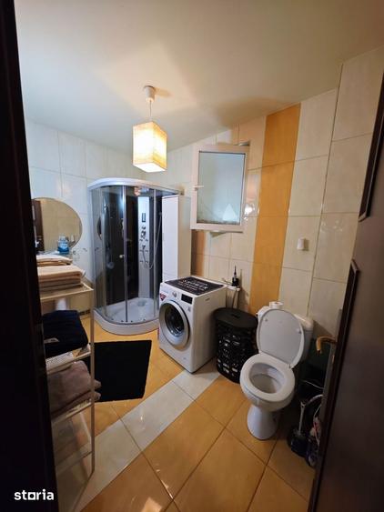 Casă cu 5 camere cu Teren 1078 Mp în Corbeanca