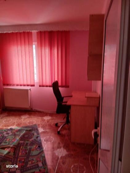 Apartament cu 2 camere decomandat în Letea Veche