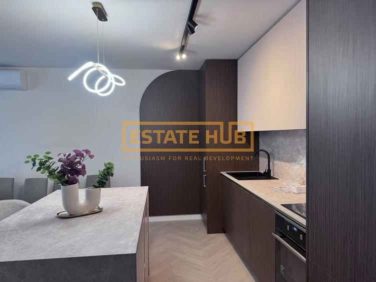 Apartament cu 2 camere semidecomandat, mobilat în Central
