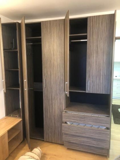 Apartament cu 3 camere semidecomandat, mobilat în Gara de Nord