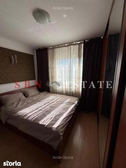 Apartament cu 3 camere semidecomandat, mobilat în Tineretului