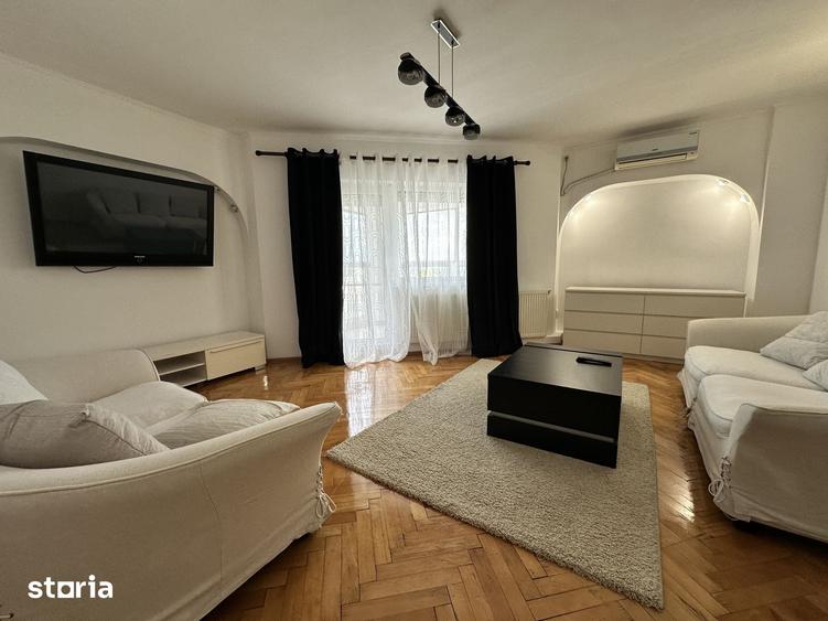 Apartament cu 2 camere decomandat în Școlilor