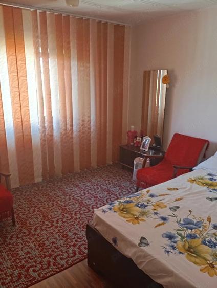 Apartament cu 2 camere decomandat în Mihai Bravu