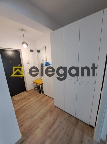 Apartament cu 2 camere semidecomandat, mobilat în 1 Mai