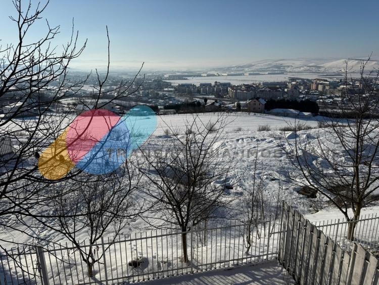 Casă individuală cu 4 camere cu Canalizare în Apahida