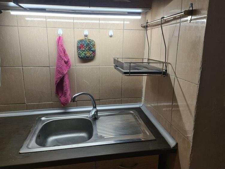 Garsonieră semidecomandată, mobilată în Vitan Mall
