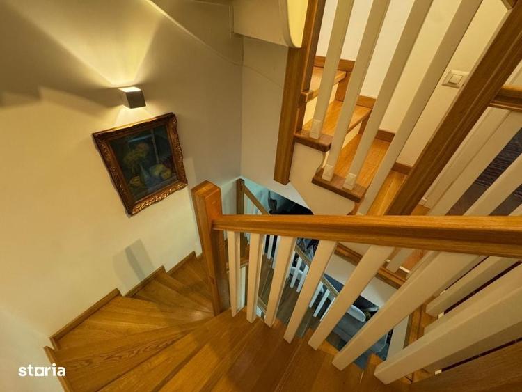 Casă cu 4 camere în Tamași
