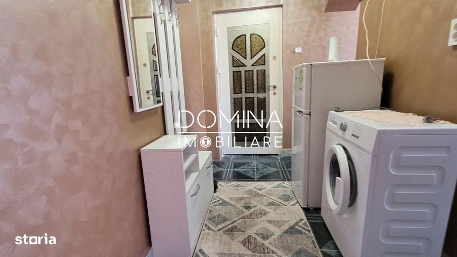 Apartament cu 3 camere semidecomandat în Plopilor
