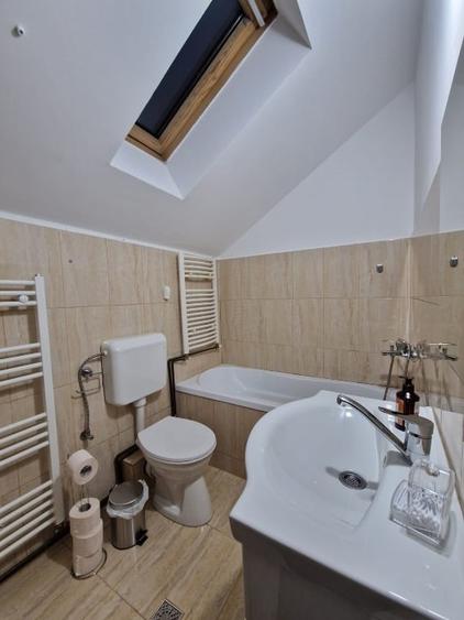 Apartament cu 2 camere semidecomandat, mobilat în Dorobanților