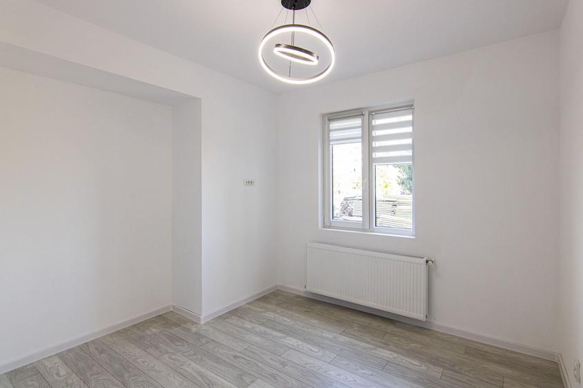 Apartament cu 3 camere semidecomandat în Drumul Taberei