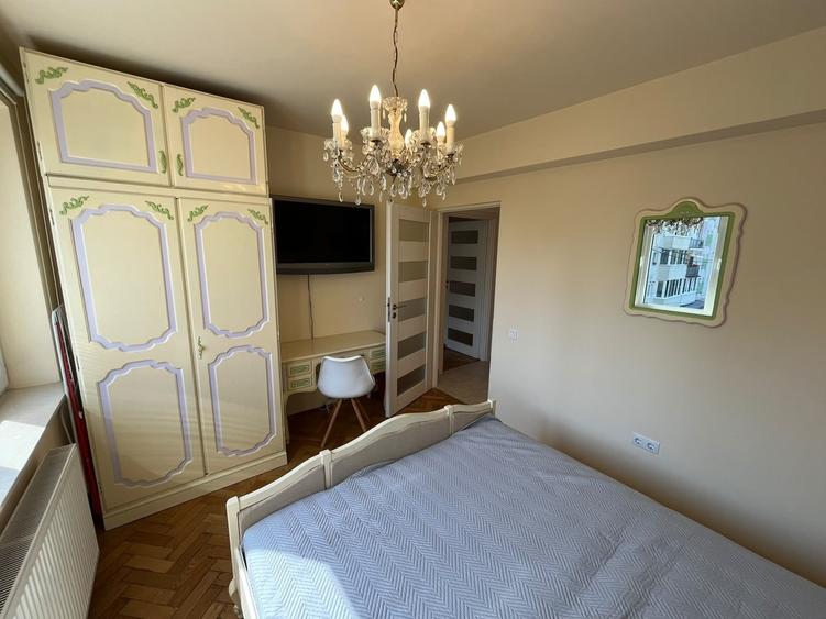 Apartament cu 3 camere semidecomandat, mobilat în Grigorescu