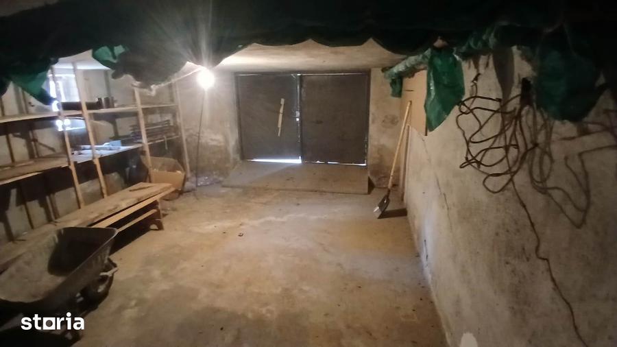 Casă cu 5 camere cu Teren 360 Mp în Caransebeș