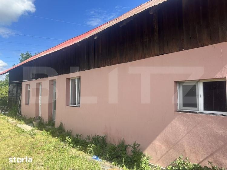 Casă cu 3 camere cu Teren 2845 Mp în Central
