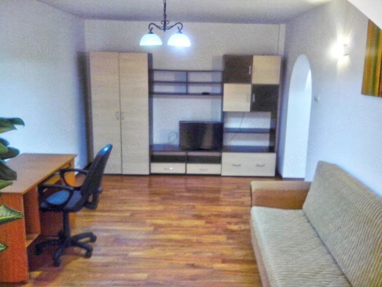 Apartament 3 camere Privighetorii et.1 - 8