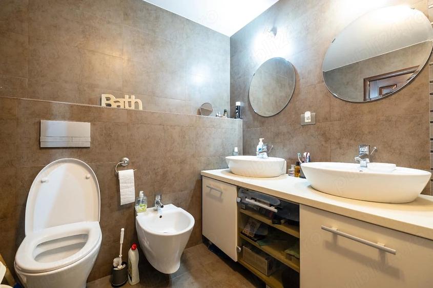 Apartament cu 6 camere decomandat în Bistrița Lac