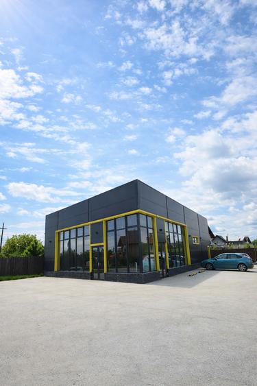 Spațiu comercial, de 150 mp, în Tunari