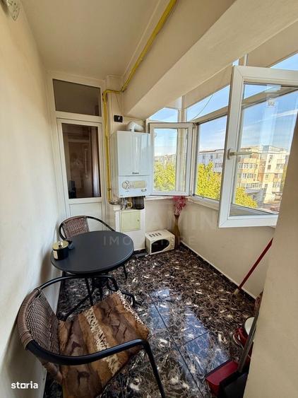 Apartament cu 3 camere decomandat în 1 Mai