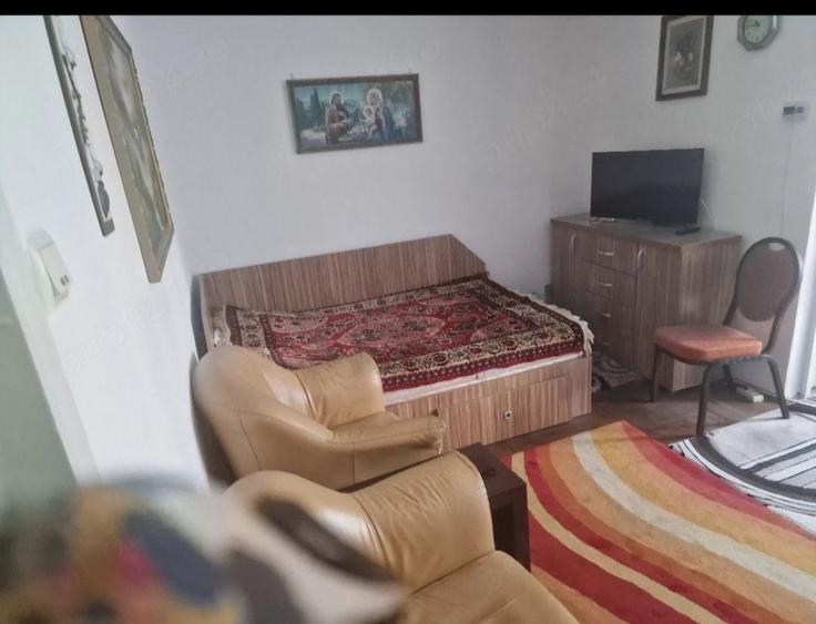 Apartament cu 2 camere decomandat în Dărmănești