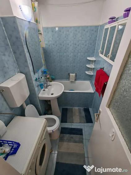 Apartament cu 3 camere decomandat în Ultracentral
