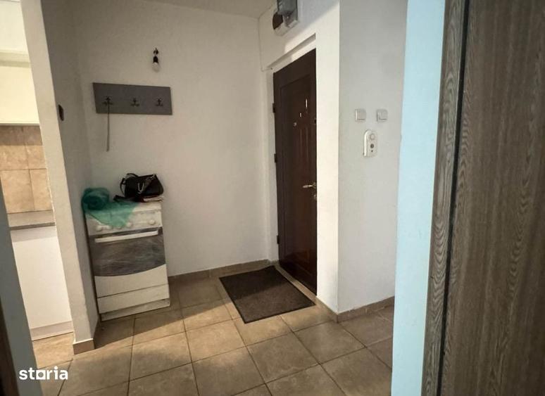 Apartament cu 2 camere semidecomandat în Tătărași