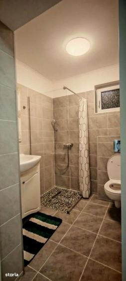 Casă cu 4 camere cu Teren 150 Mp în Central