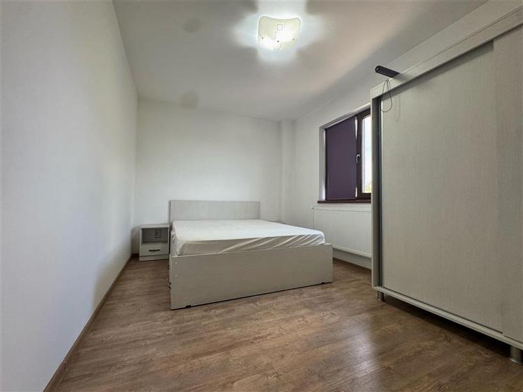 Apartament cu 2 camere decomandat, mobilat în Aeroport