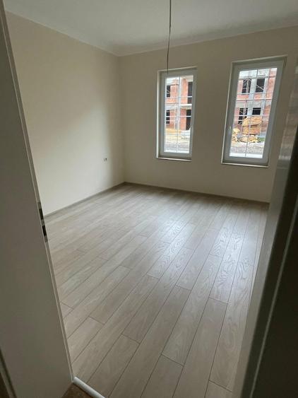 Apartament 2 camere in bloc nou 48 mp+curte proprie Giroc-hotel IQ, pret 120 000 - 6