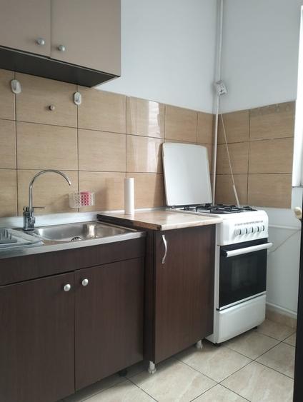 Garsonieră semidecomandată în Titan