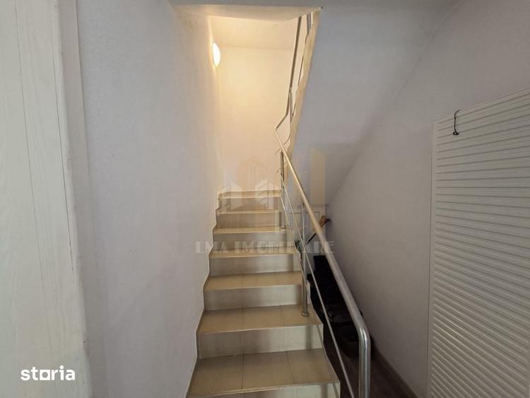 Casă cu 5 camere cu Teren 189 Mp în Schei