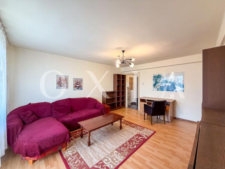 Apartament cu 2 camere semidecomandat, mobilat în Semicentral