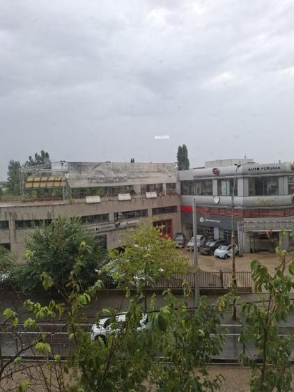 Garsonieră în Titan
