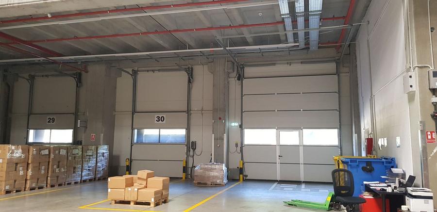 Spațiu industrial, de 2,450 mp, în Ștefăneștii de Jos